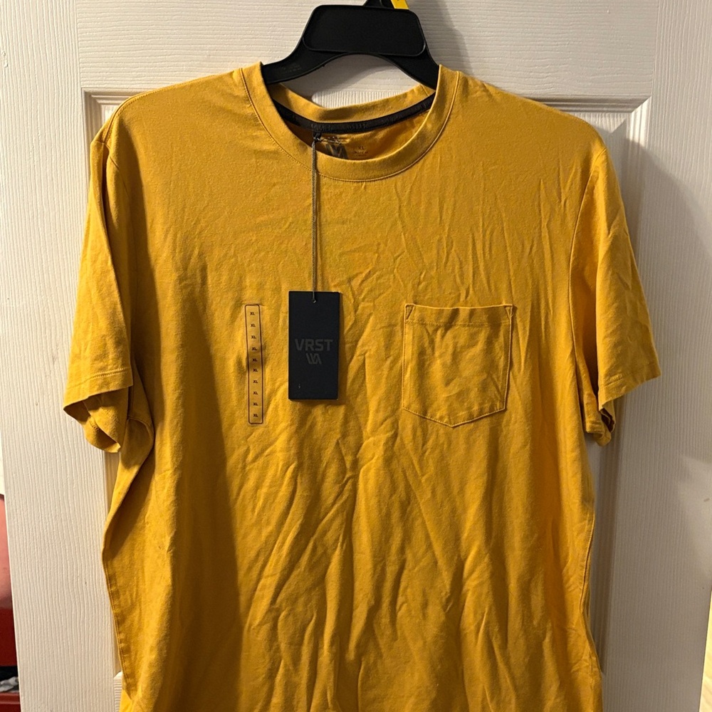 VRST Men's Mustard Short Sleeve Tee